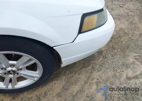 2004 Ford Mustang z USA, uszkodzony, nr VIN 1FAFP44644F193077